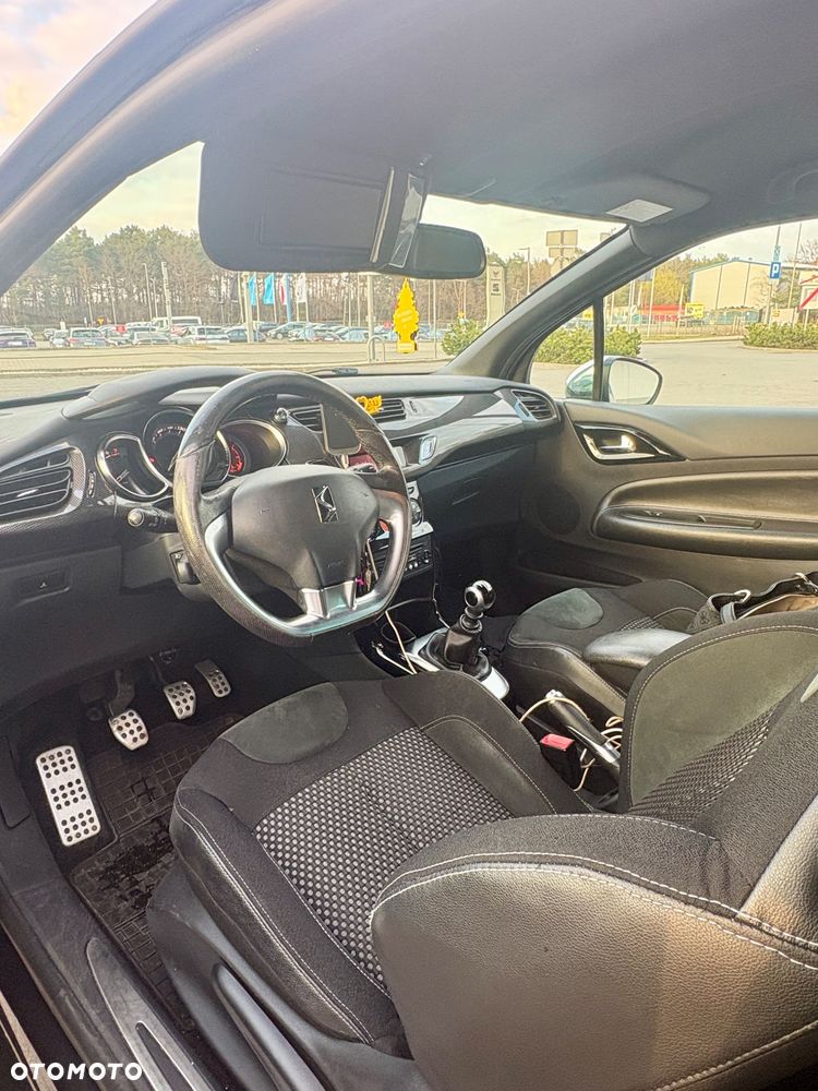 Citroën DS3 THP 150 SportChic - 7