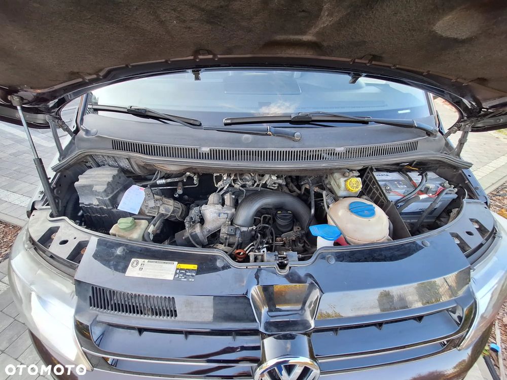 Volkswagen Multivan - 28