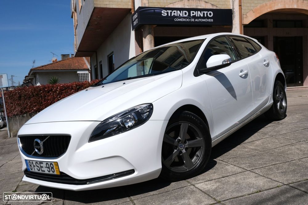 Volvo V40 2.0 D2 Momentum - 2