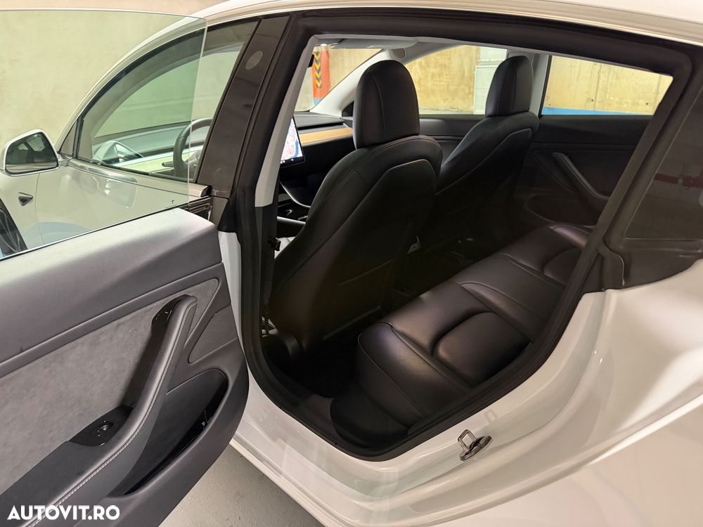 Tesla Model 3 Performance - 7
