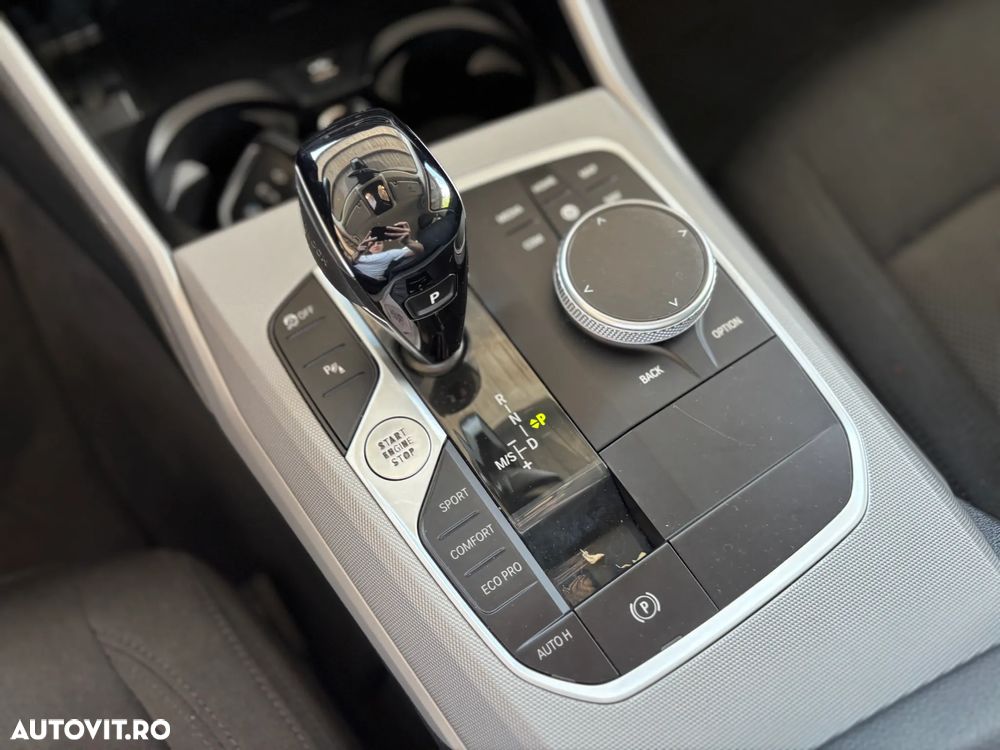 BMW Seria 3 318d Aut. Advantage - 24