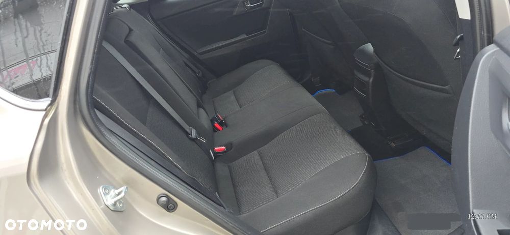 Toyota Auris - 25