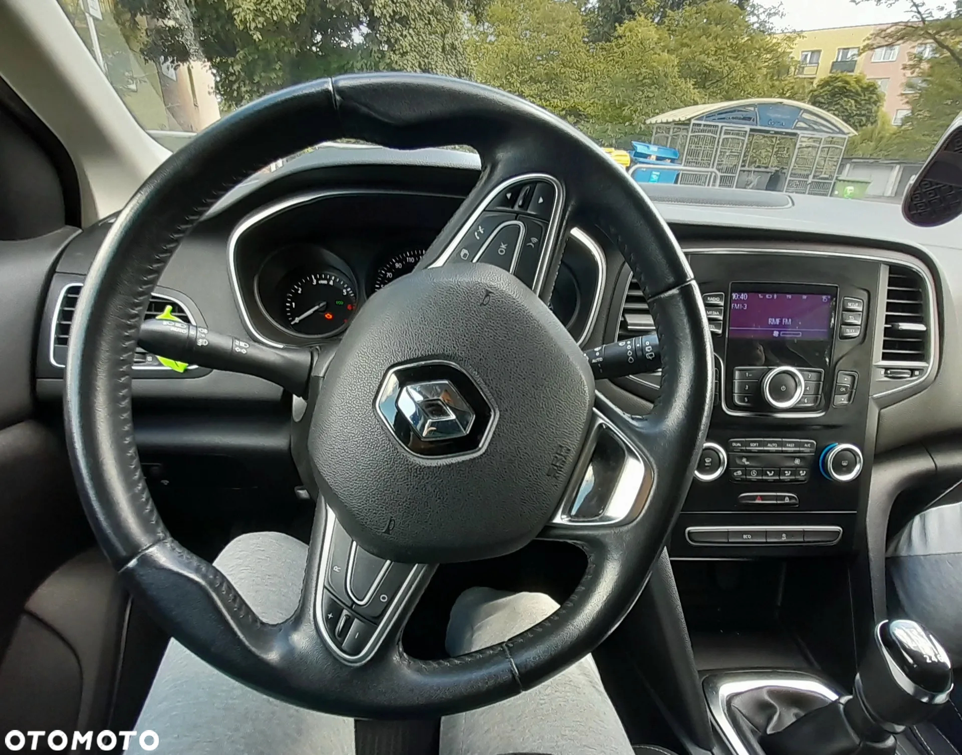 Renault Megane 1.2 Energy TCe Limited - 11