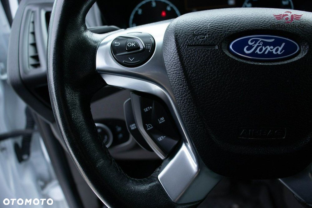 Ford Transit Connect - 11