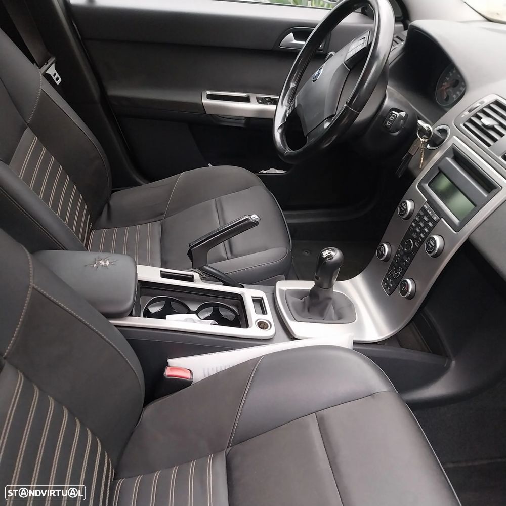Volvo V50 1.6D Momentum - 3