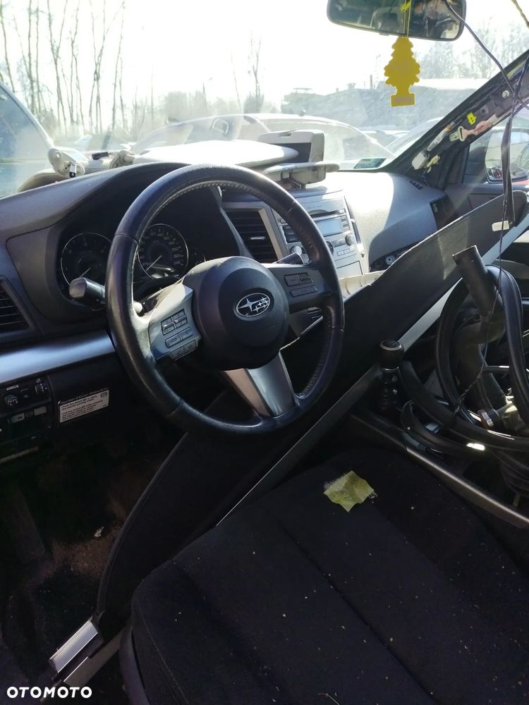 Subaru Outback IV na części - 3