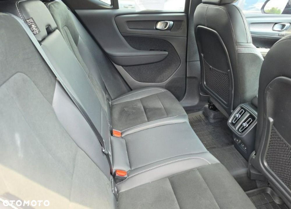 Volvo XC 40 T5 AWD R-Design - 12