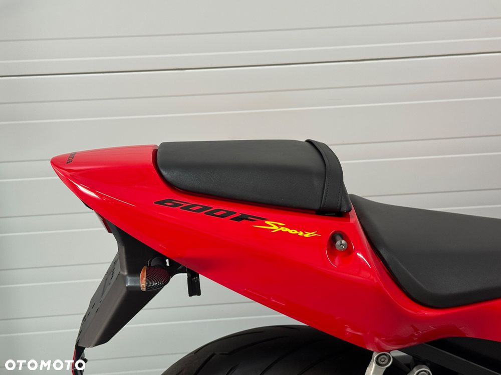 Honda CBR - 7