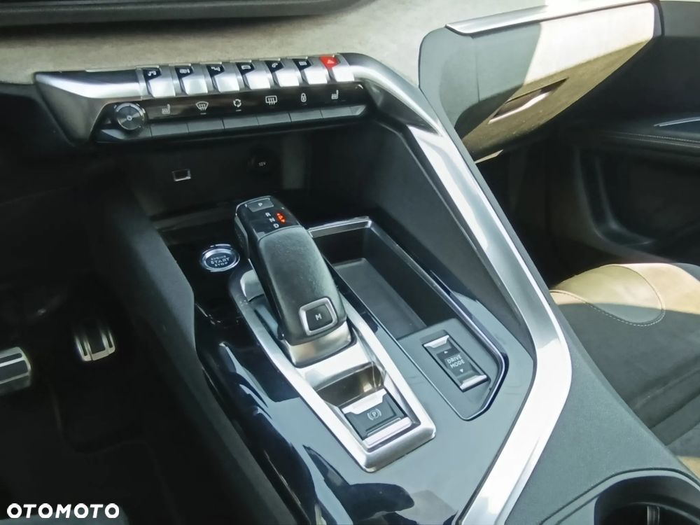 Peugeot 5008 2.0 BlueHDi GT Pack S&S EAT8 - 31