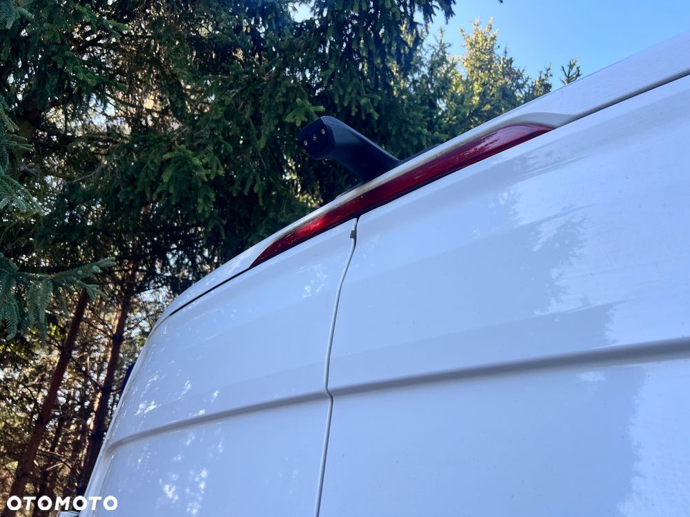 Maxus DELIVER 9 Model 2024 / Średni L2H2 / Z Niemiec - 13
