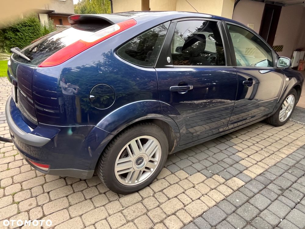 Ford Focus ver-ghia - 4