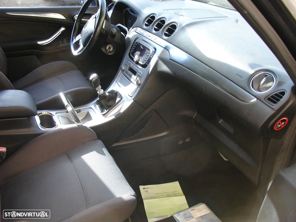 Ford S-Max 1.8 TDCi Titanium 7L - 13