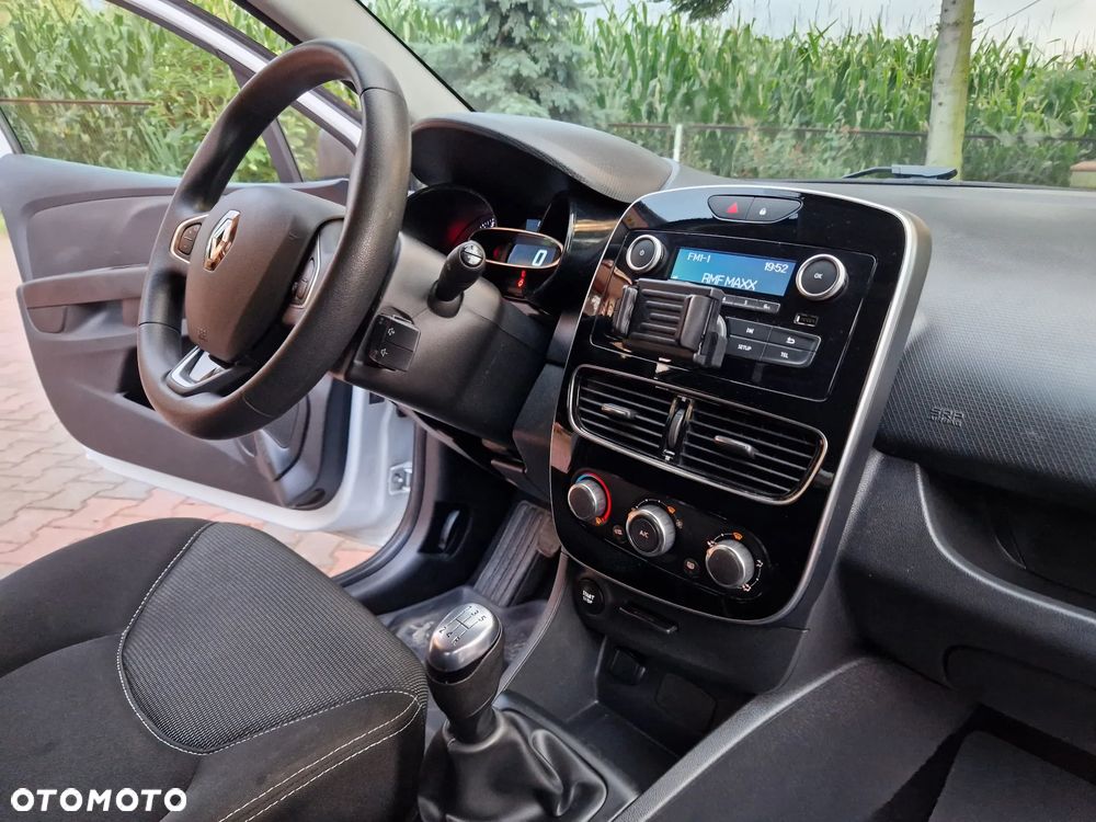 Renault Clio 1.2 16V Life - 25