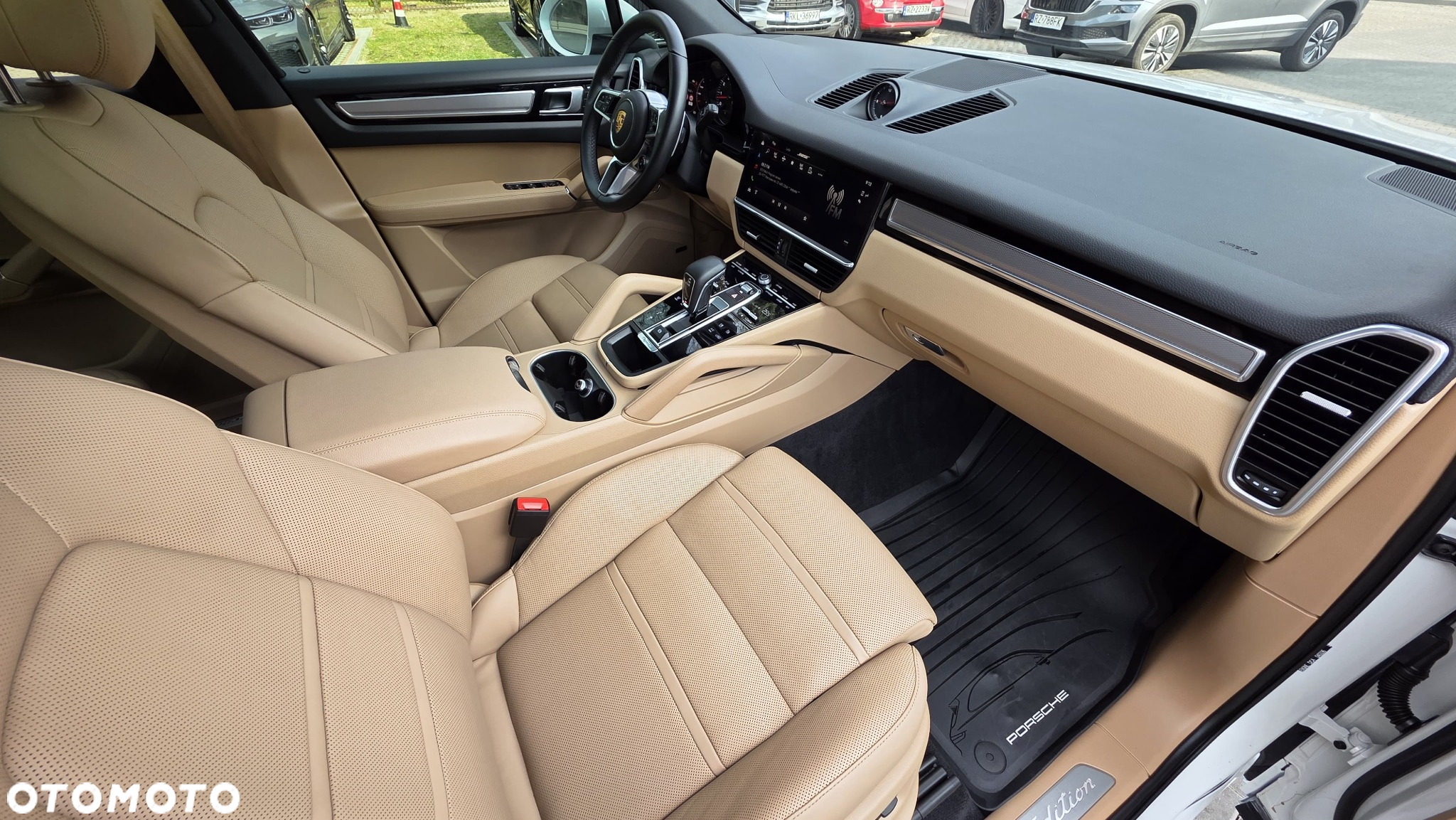 Porsche Cayenne S Platinum Edition - 17