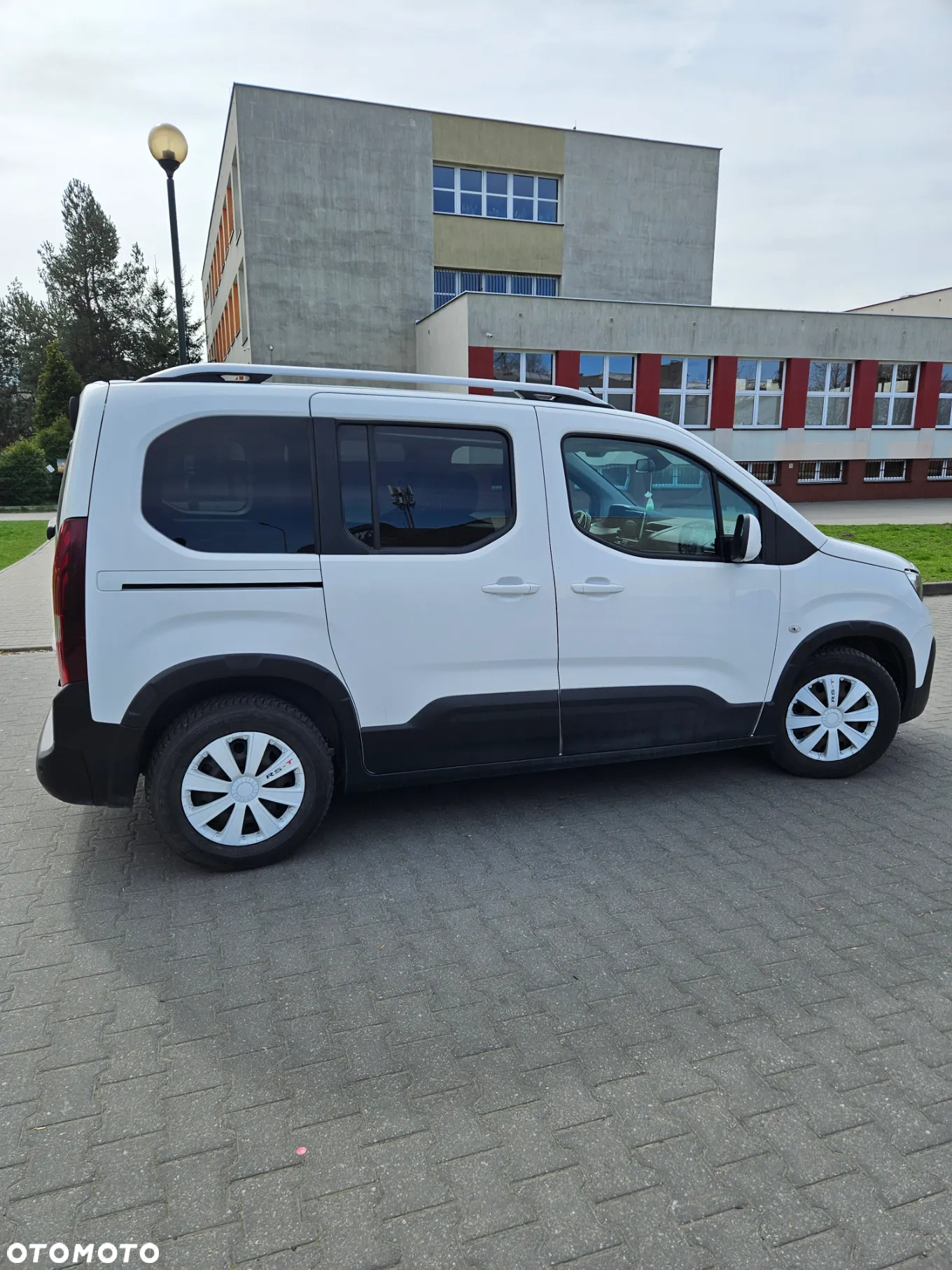 Peugeot Rifter 1.2 PureTech Allure S&S - 7