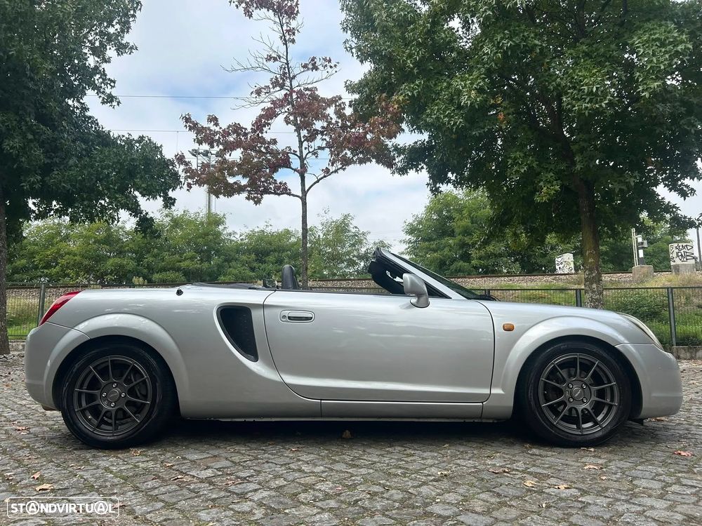 Toyota MR2 Roadster - 6