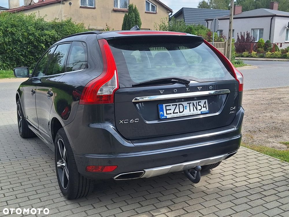 Volvo XC 60 2.4D AWD Momentum - 5