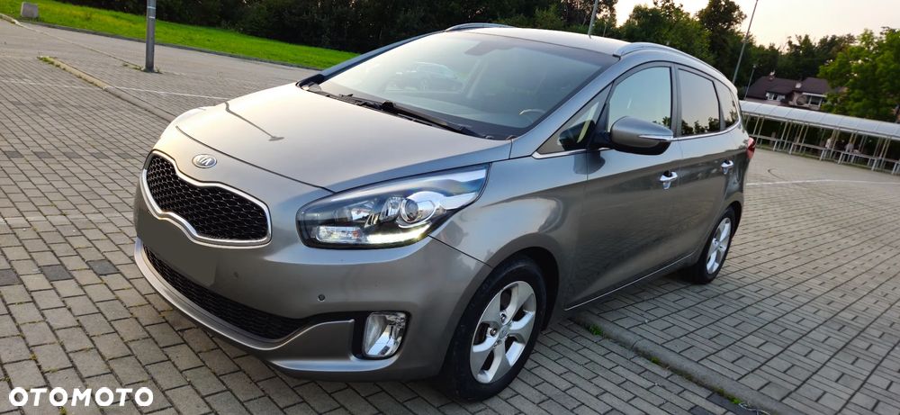 Kia Carens 1.7 CRDi L 7os - 2