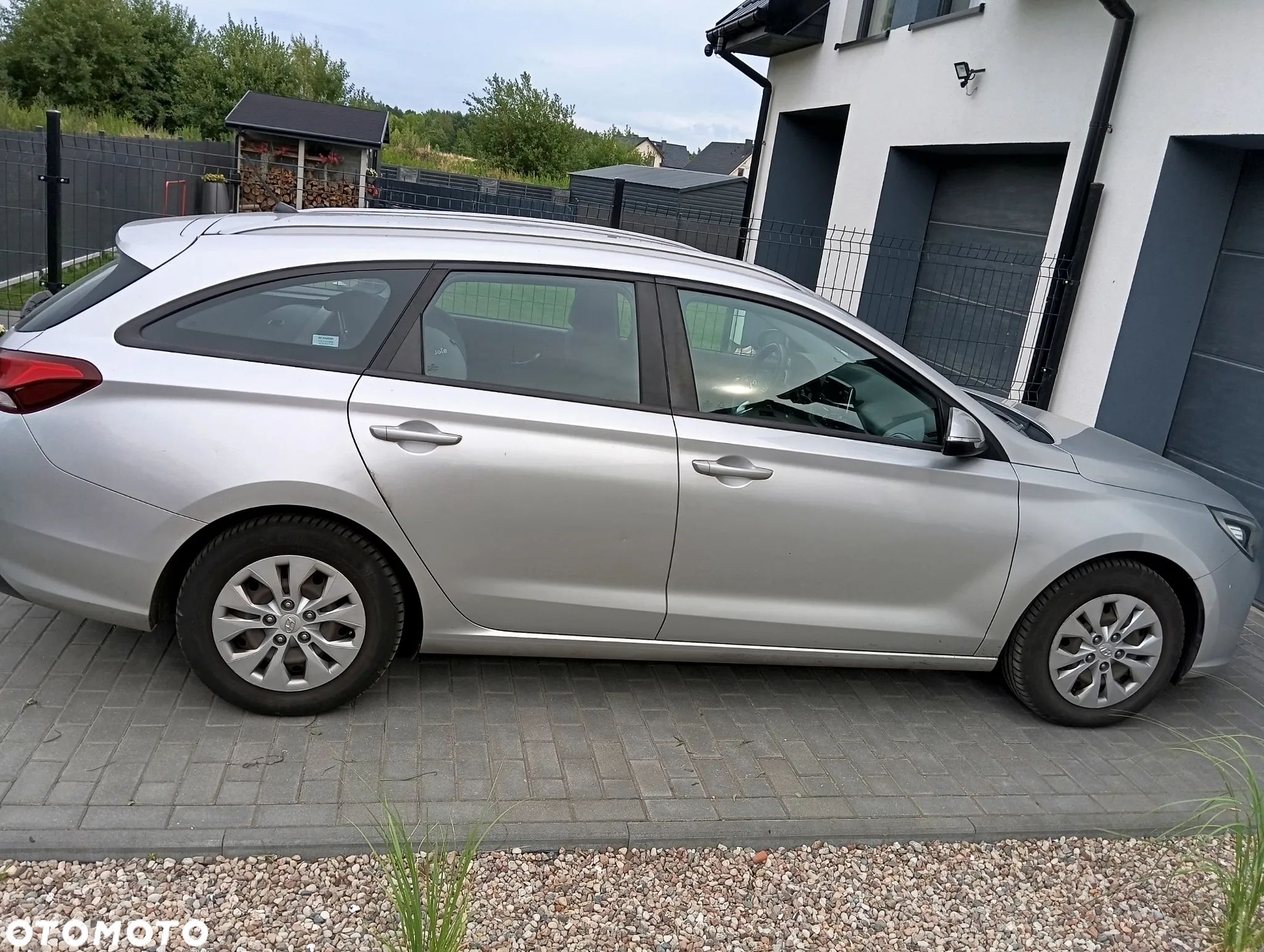 Hyundai i30 1.6 CRDi BlueDrive Comfort - 1