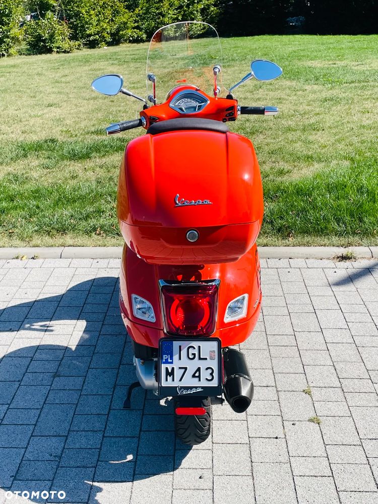 Vespa GTS - 8