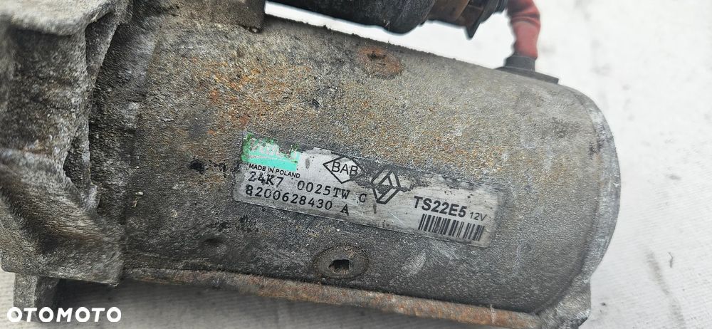 Rozrusznik Renault Laguna III Trafic Espace IV 2,0 DCI 8200628430A - 2
