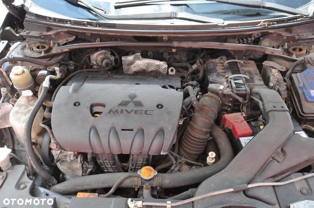 Mitsubishi Lancer 1.8 CVT Intense - 23