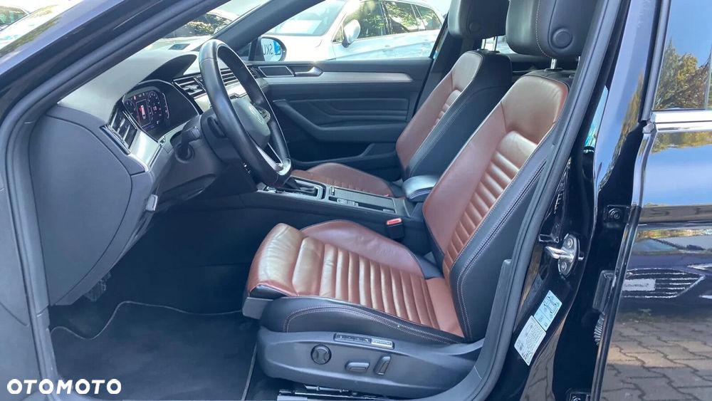 Volkswagen Passat - 15