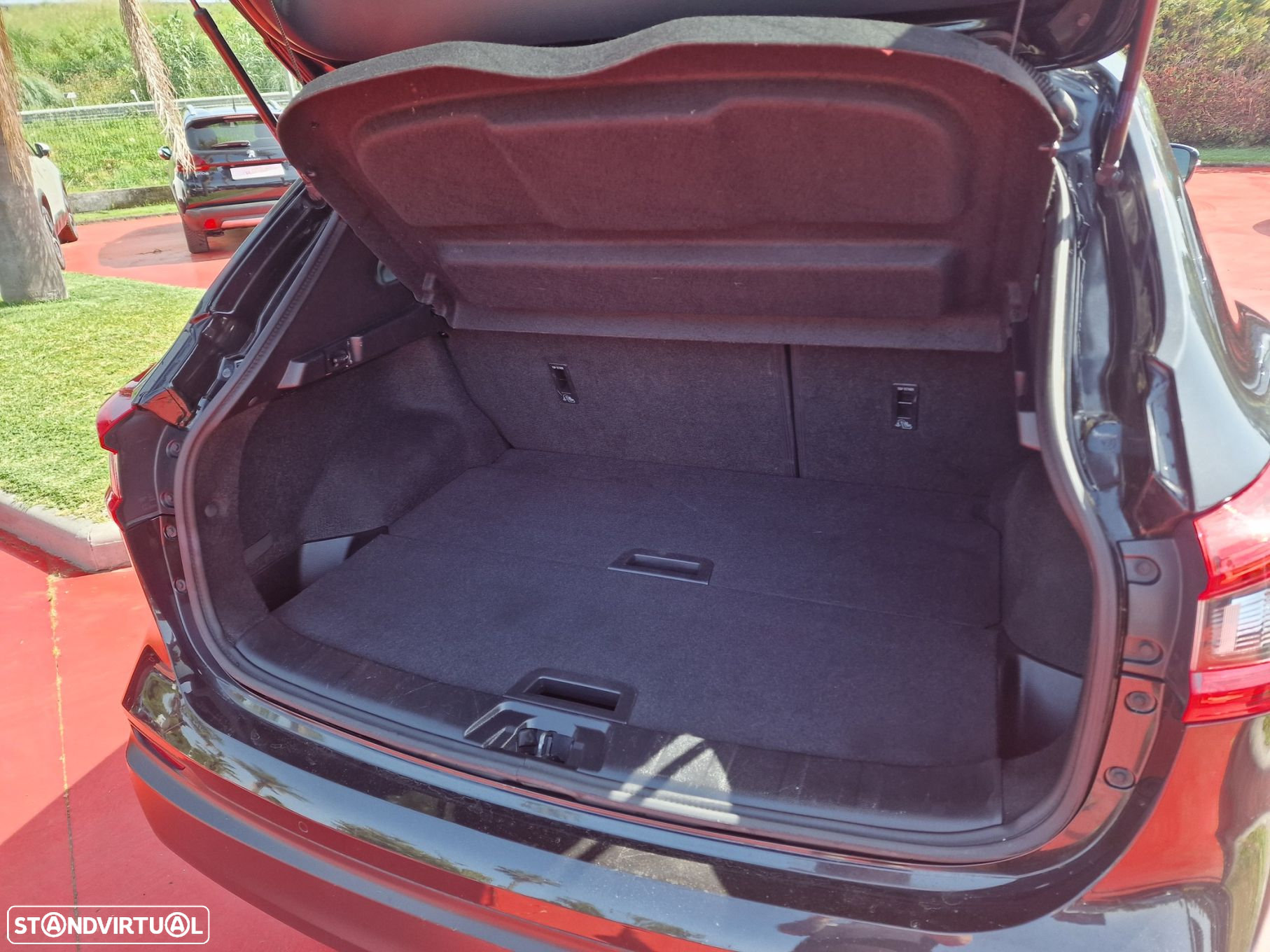 Nissan Qashqai 1.2 DIG-T N-Connecta - 6