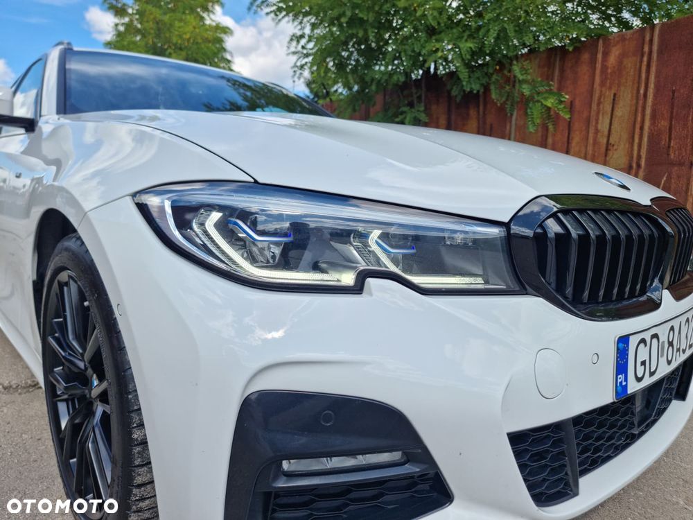 BMW Seria 3 320d xDrive M Sport Shadow - 16
