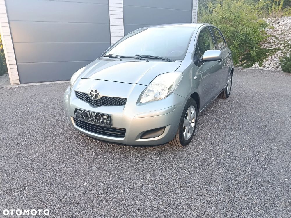 Toyota Yaris - 3