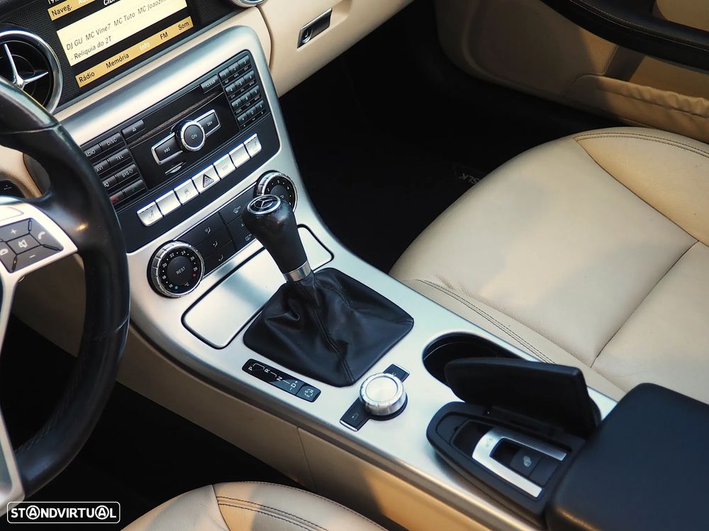 Mercedes-Benz SLK 200 Kompressor Auto Sport Edition - 28