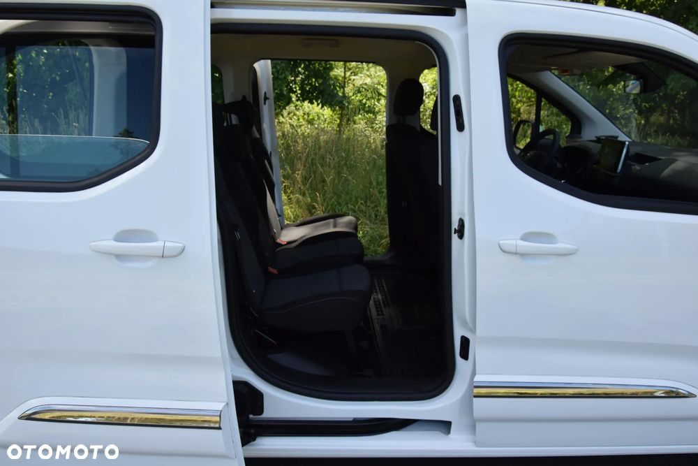 Toyota Proace City Verso 1.2 D-4T Business - 20