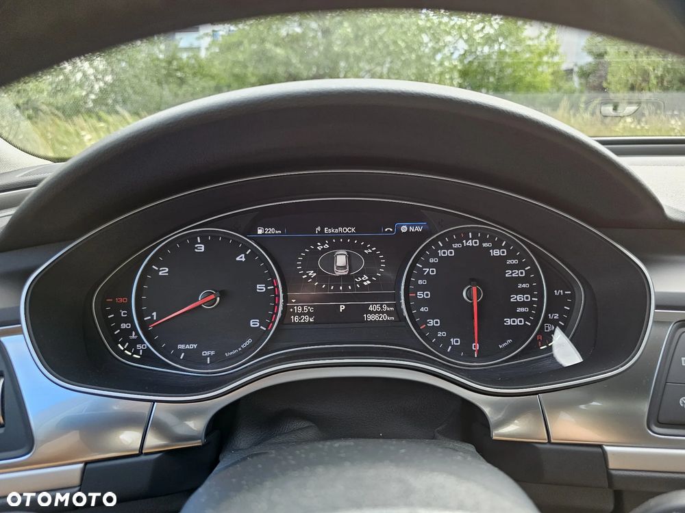 Audi A6 Avant 2.0 TDI Quattro S tronic - 27