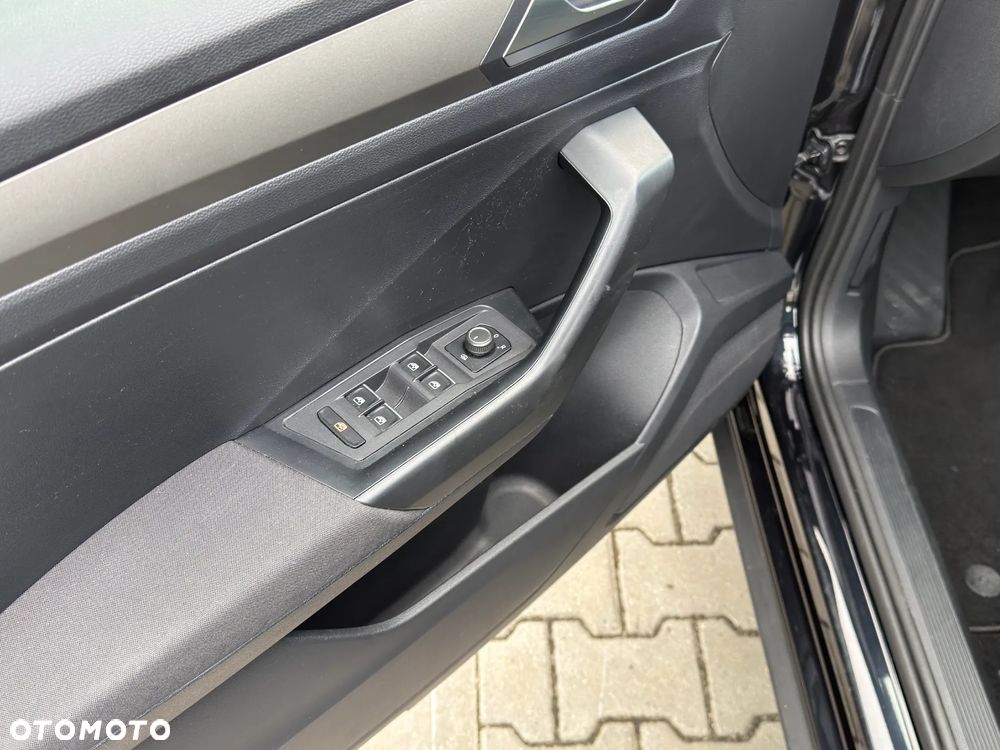 Volkswagen T-Roc 1.5 TSI OPF DSG Style - 5