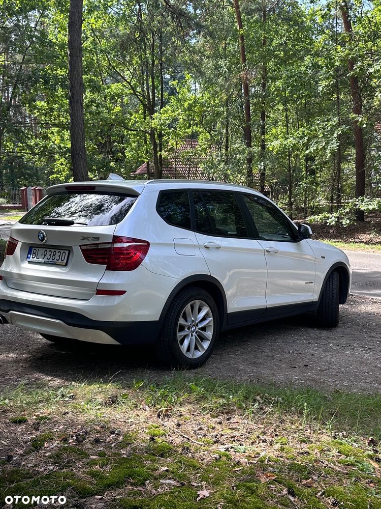 BMW X3 xDrive20d Luxury Line - 7