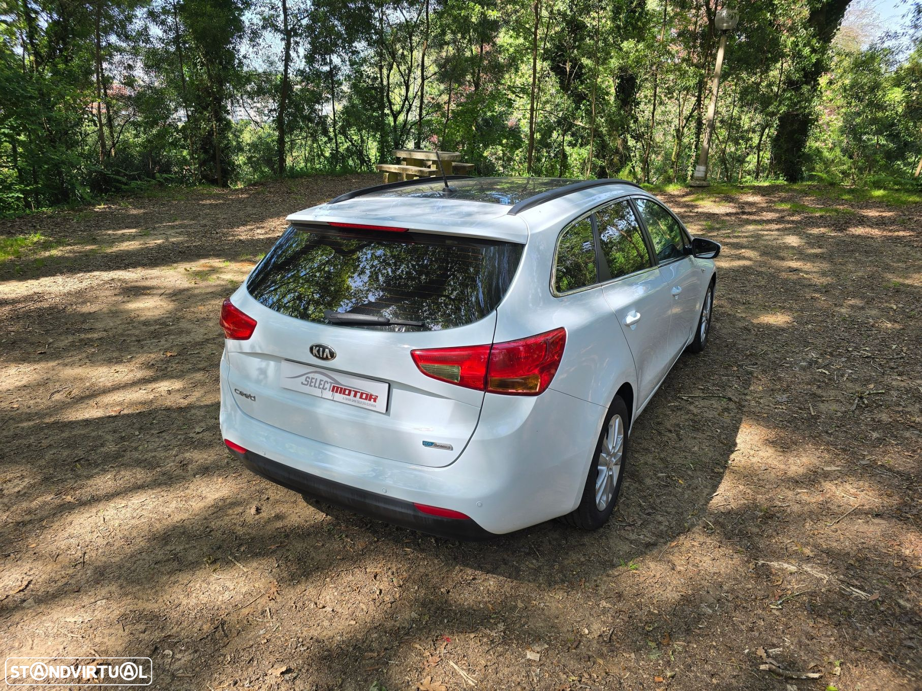 Kia Ceed SW 1.4 CRDi ECO - 9