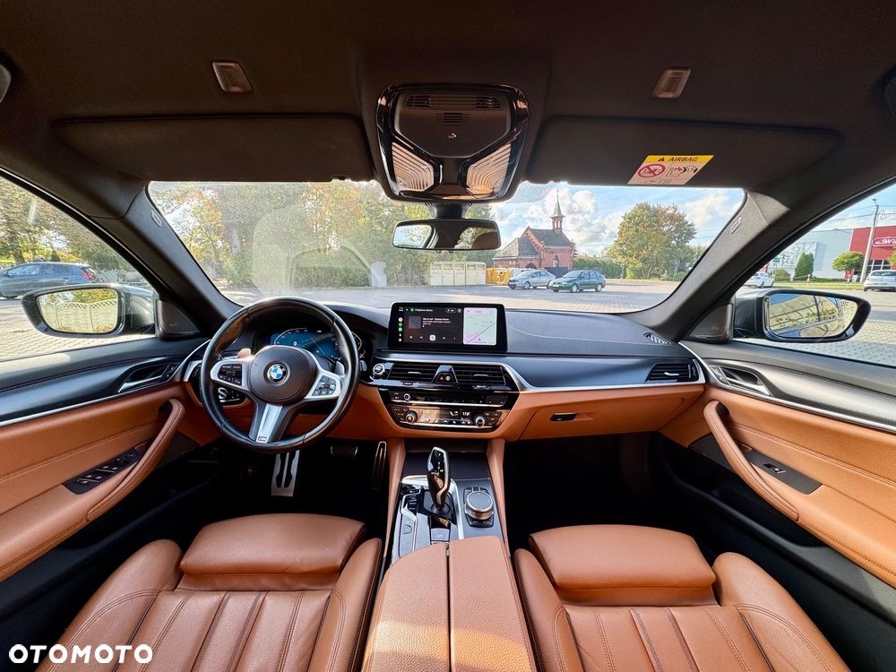 BMW Seria 5 530i Touring M Sport Edition - 3