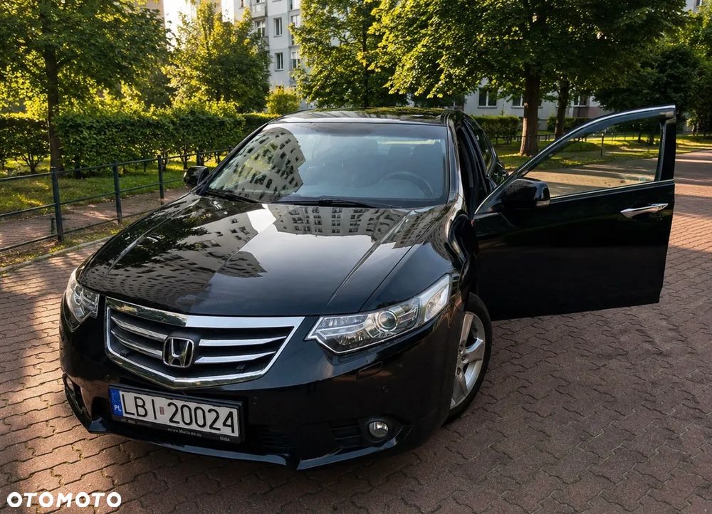 Honda Accord 2.0 Lifestyle - 1