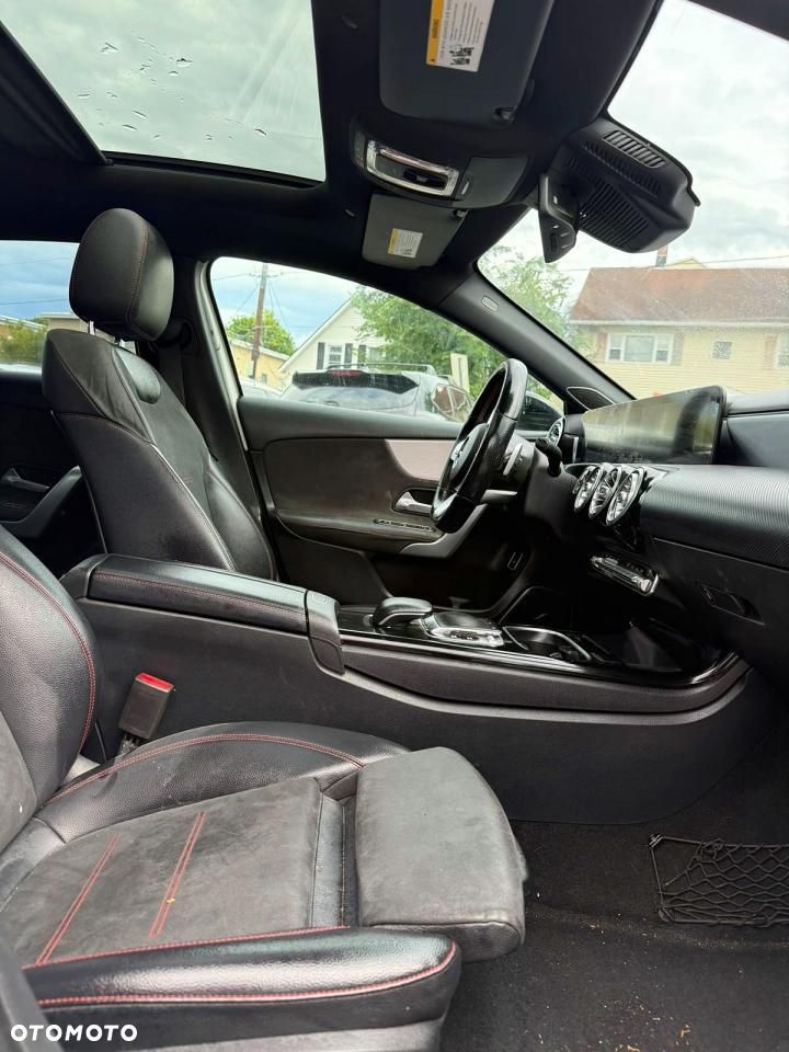 Mercedes-Benz Klasa A 250 AMG Line 7G-DCT - 6