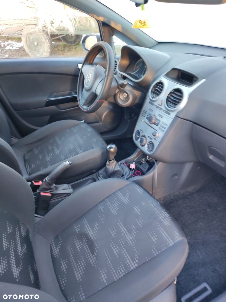 Opel Corsa 1.3 CDTI Edition / Active ecoFLEX - 2