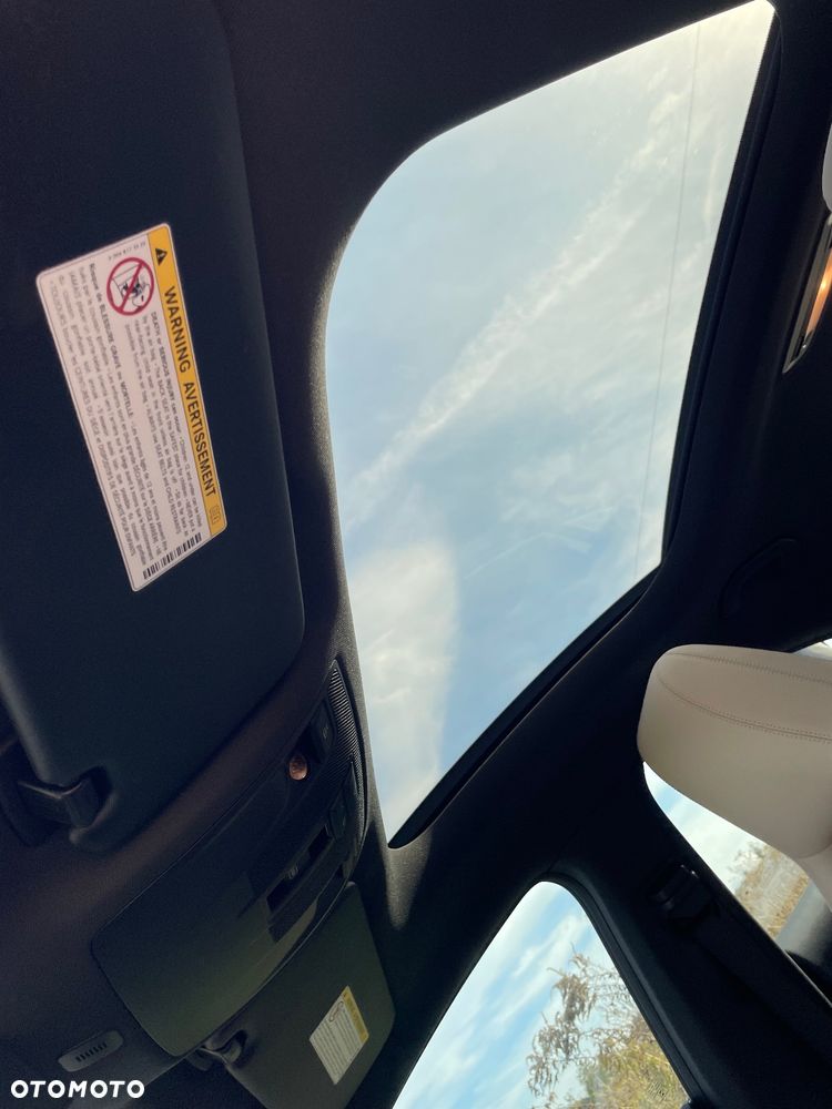 Mercedes-Benz CLA 250 4-Matic AMG Line - 32