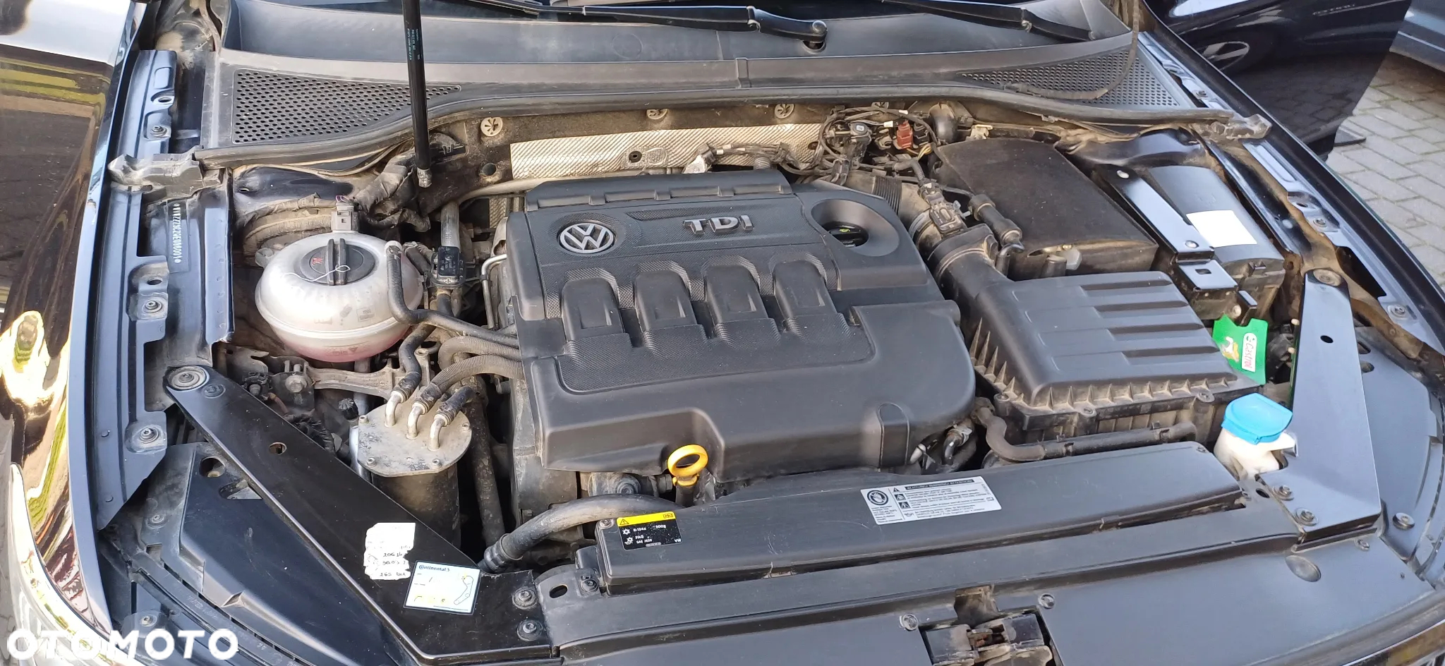 Volkswagen Passat 1.6 TDI BMT Comfortline - 27