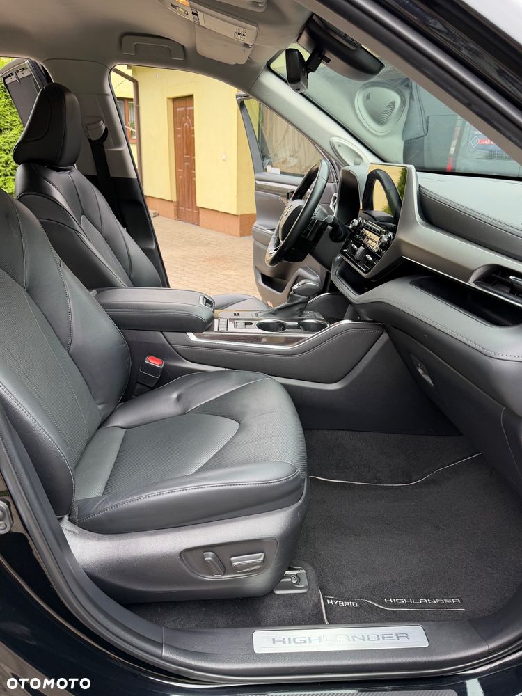Toyota Highlander 2.5 Hybrid Executive - 31