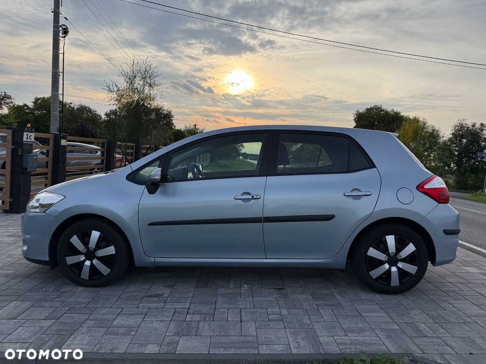 Toyota Auris 1.6 MultiMode Executive - 28