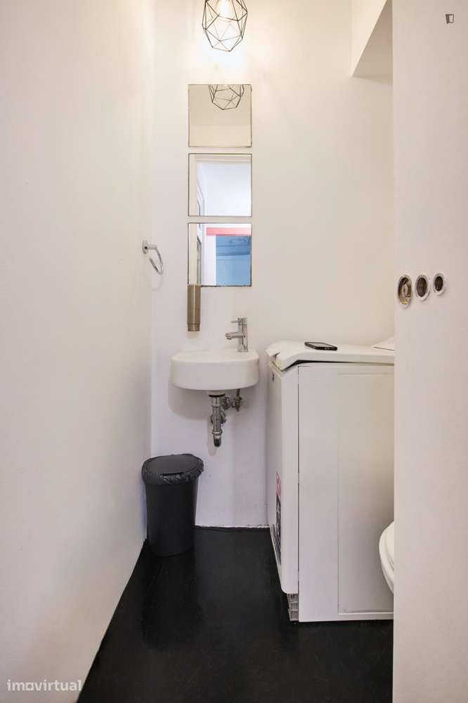 Quarto - localizado em Santos Lisbon - Grande imagem: 4/42
