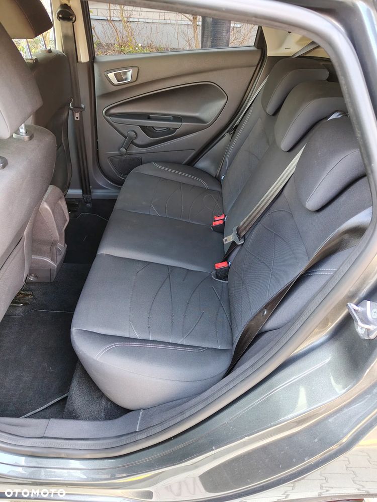 Ford Fiesta 1.4 Titanium - 17