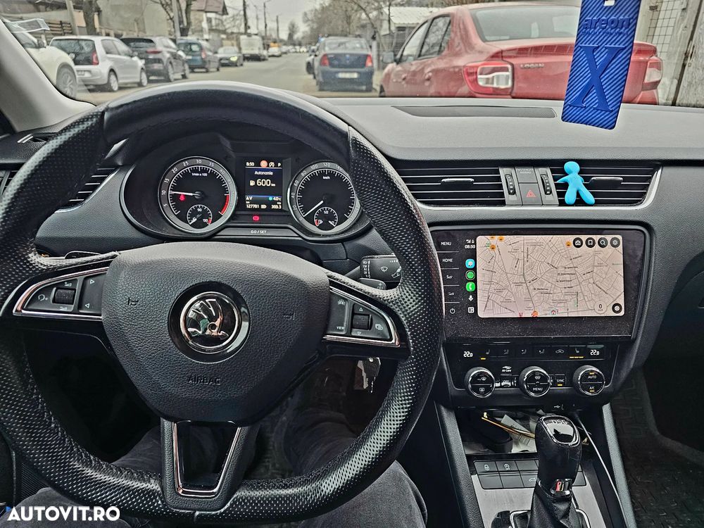 Skoda Octavia 1.6 TDI DSG Style - 10