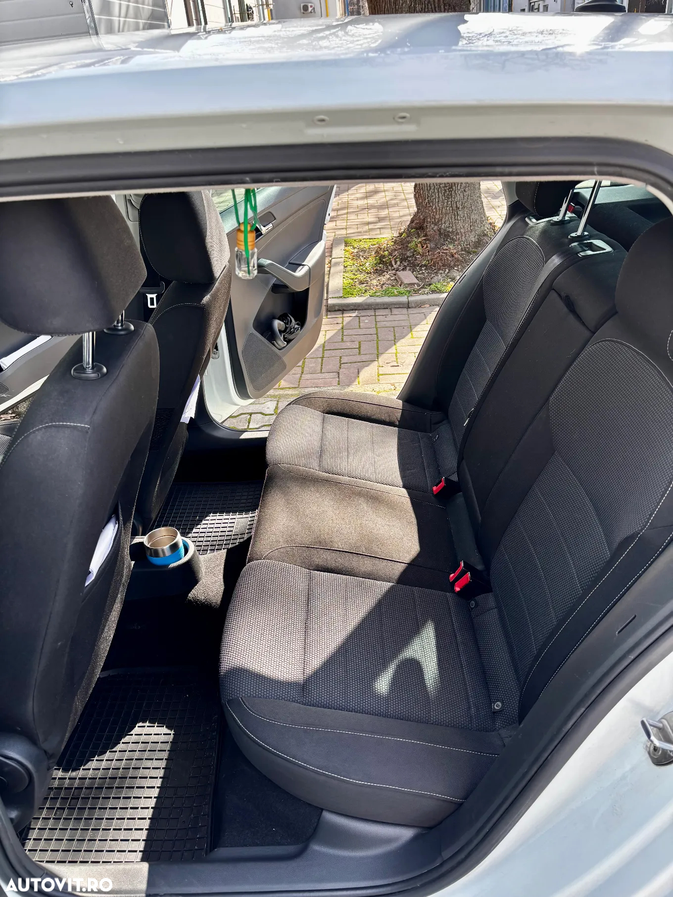 Skoda RAPID Spaceback 1.2 TSI Style DSG - 18