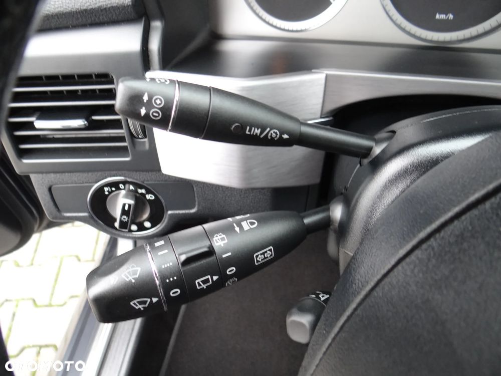 Mercedes-Benz GLK 320 CDI DPF 4Matic 7G-TRONIC Edition 1 - 26