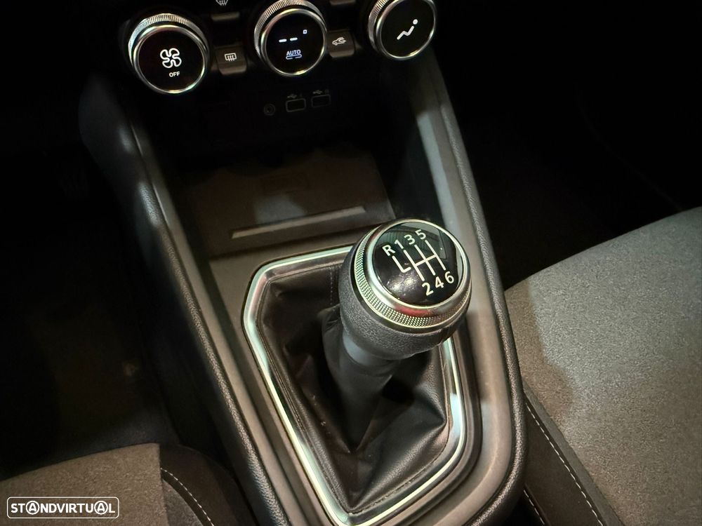 Mitsubishi Colt 1.0 MPI-T Invite - 10